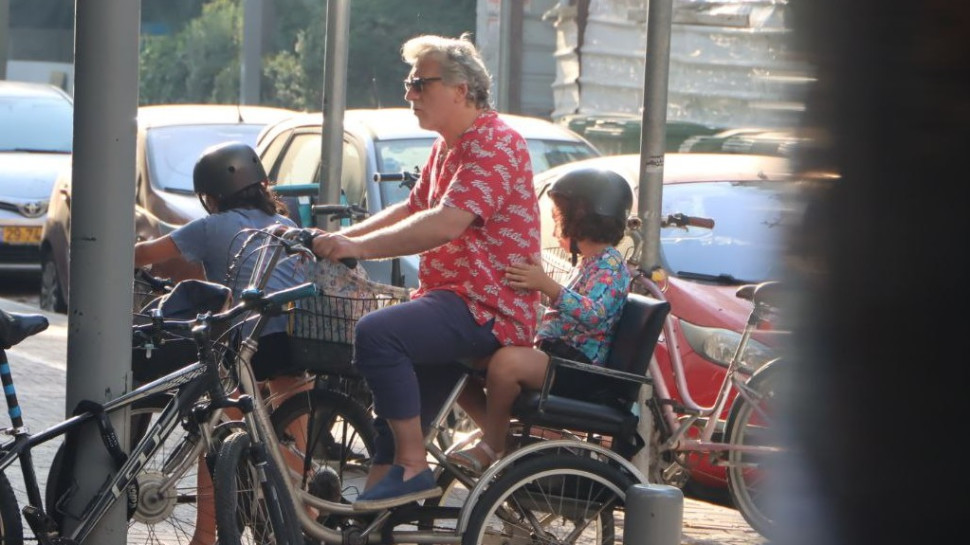 ליאור אשכנזי ובתו תמרה (צילום: ניר פקין)