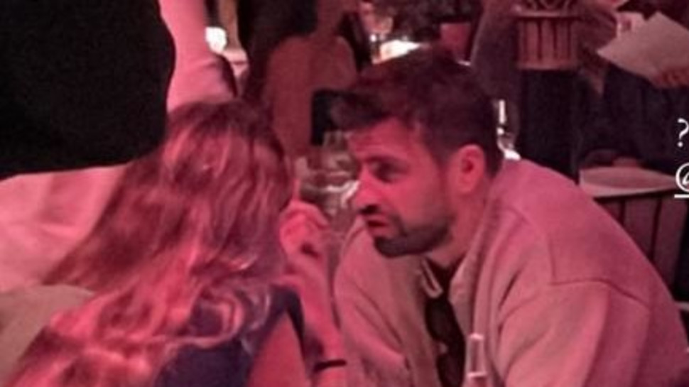 פיקה והבלונדינית המסתורית (צילום: פרטי)