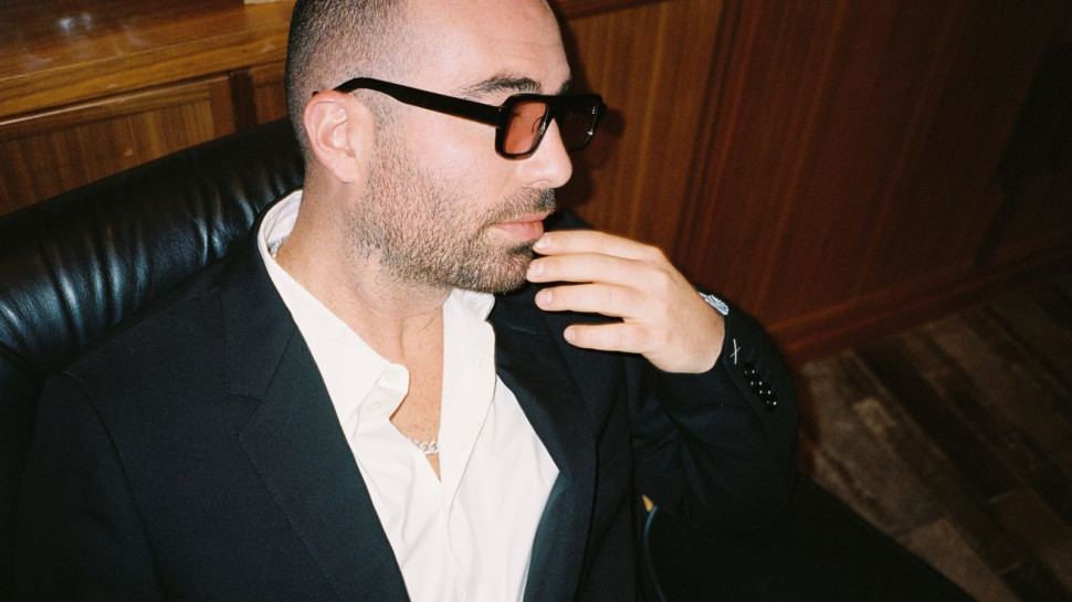 עומר אדם (צילום: סיימון אלמלם)