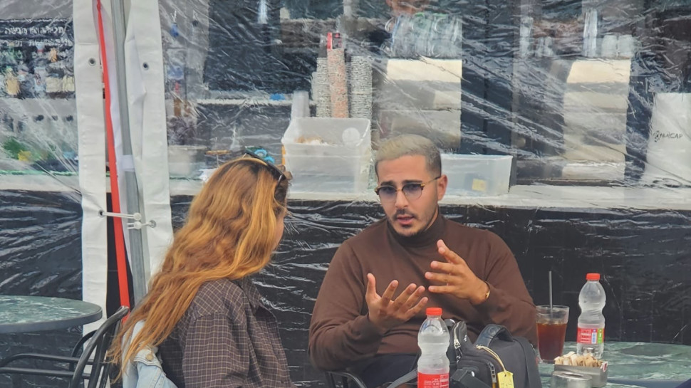 סיימון לבייב פפראצי (צילום: סמי טהרני)