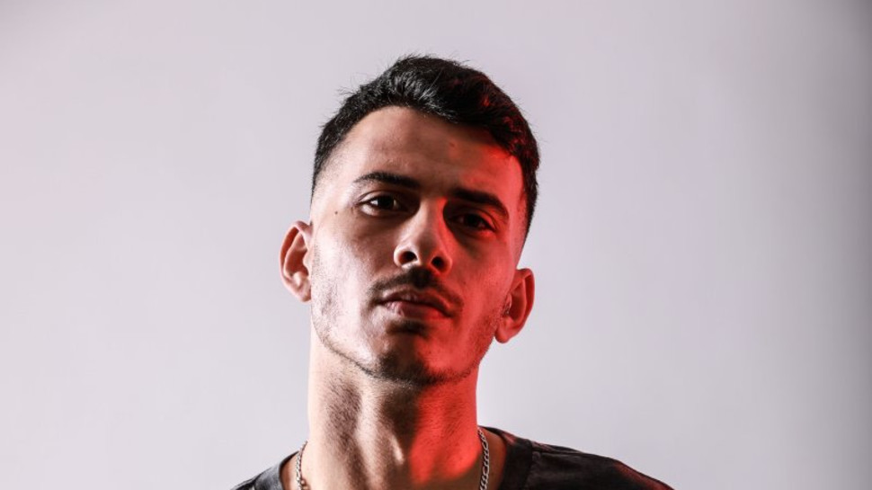 אבי אבורומי (צילום: צילום באדיבות נתנאל מויאל יחסי-ציבור)