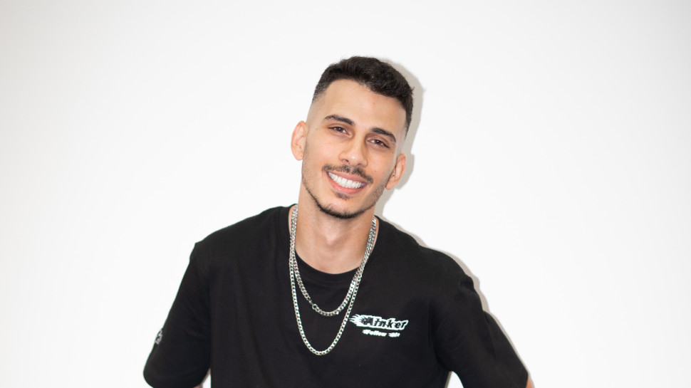 אבי אבורומי (צילום: עמית נעים)