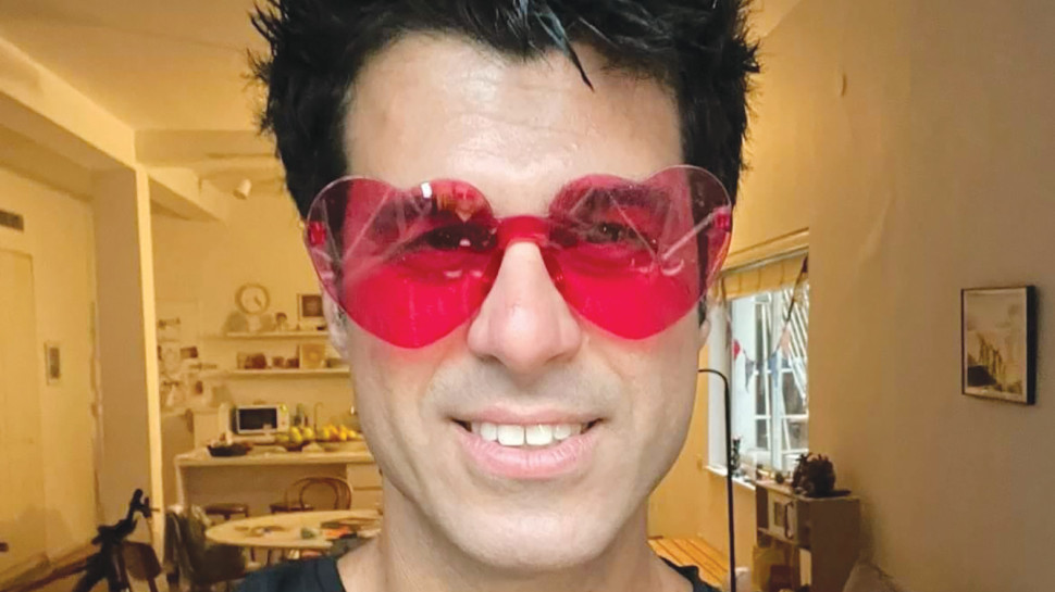 טל מוסרי תומך במיזם "אמהות לומדות לזהות" (צילום: יח"צ אמהות לומדות לזהות)