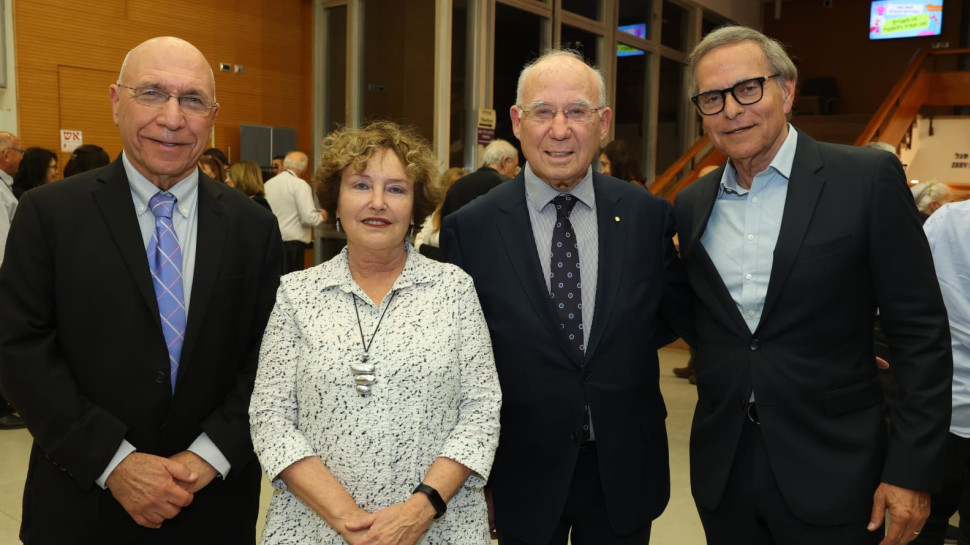 אמנון דיק, יעקב פרנקל, קרנית פולג וצביקה אקשטיין (צילום: איציק בירן)