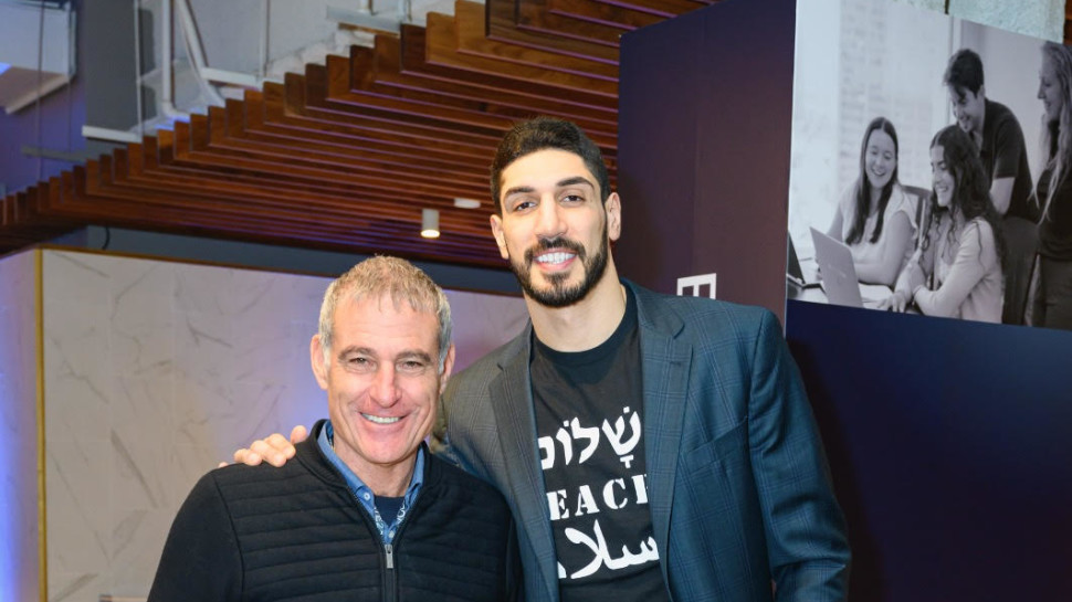 אינס קנטר פרידום וגידי מרק (צילום: Luis Ruiz)