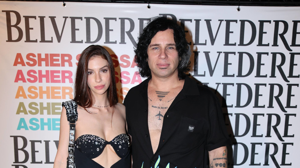 סקאזי ובת הזוג (צילום: אור גפן)