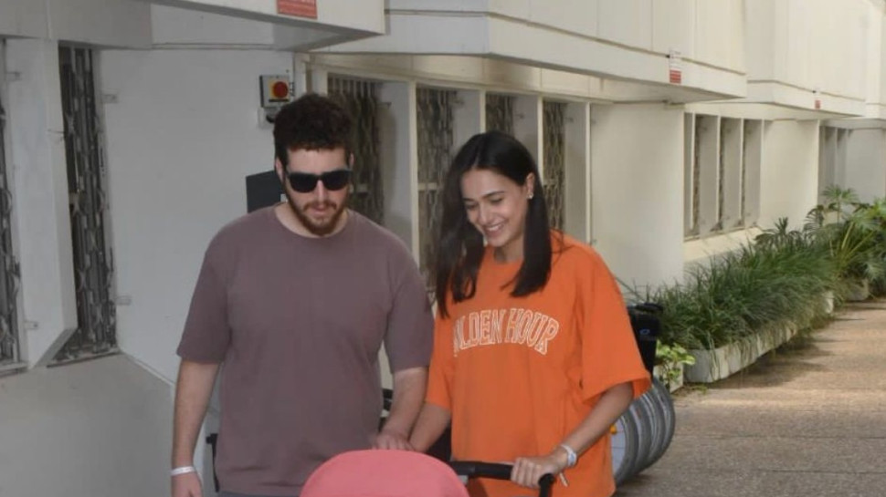 לוסי איוב, בעלה והתינוקת הטרייה (צילום: צ'ינו)