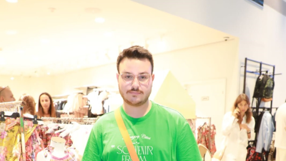 עדן דניאל גבאי בהשקת חנות הפופ אפ של פקטורי 54 (צילום: רפי דלויה,דנה קופל)
