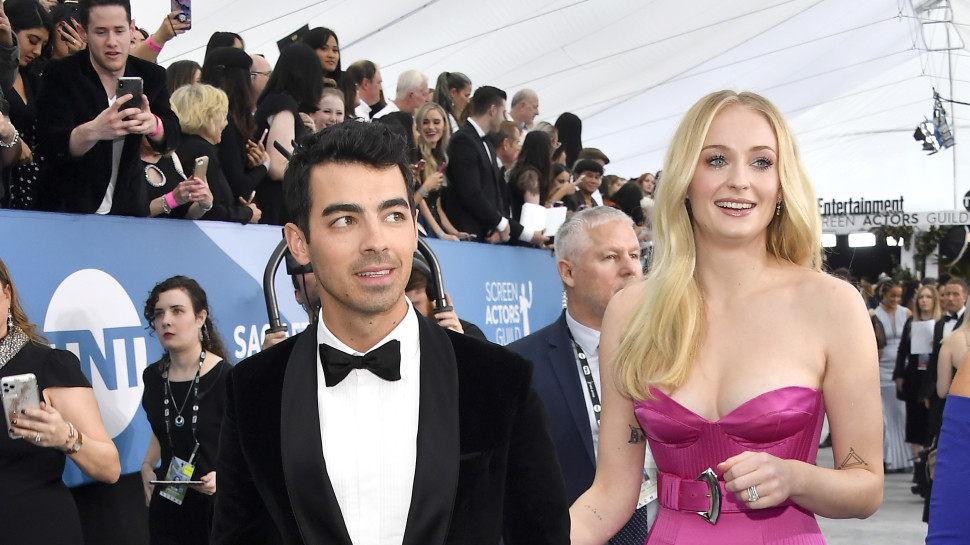 סופי טרנר, ג'ו ג'ונאס (צילום: Frazer Harrison/Getty images)