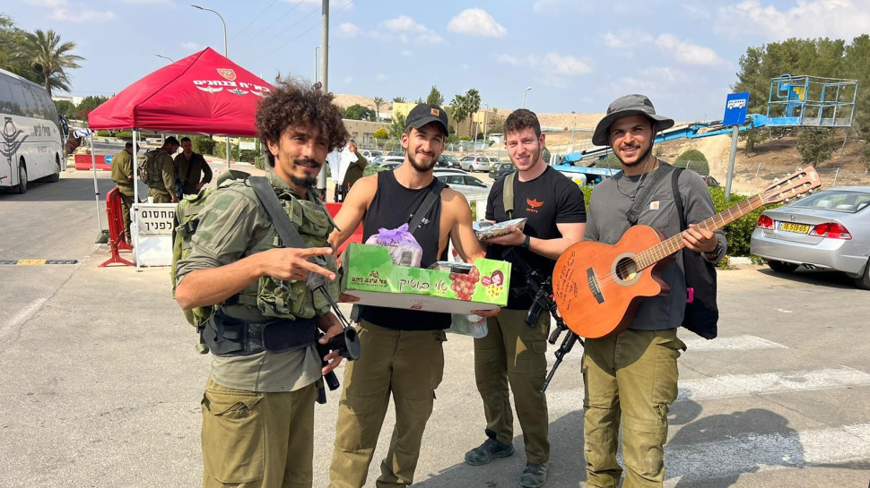 לוחמי הצנחנים (צילום: ללא)