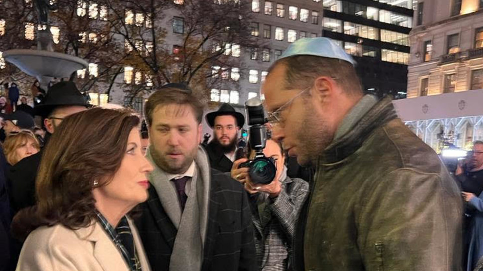 רותם רוזן וקת'י הוקול (צילום: פרטי)