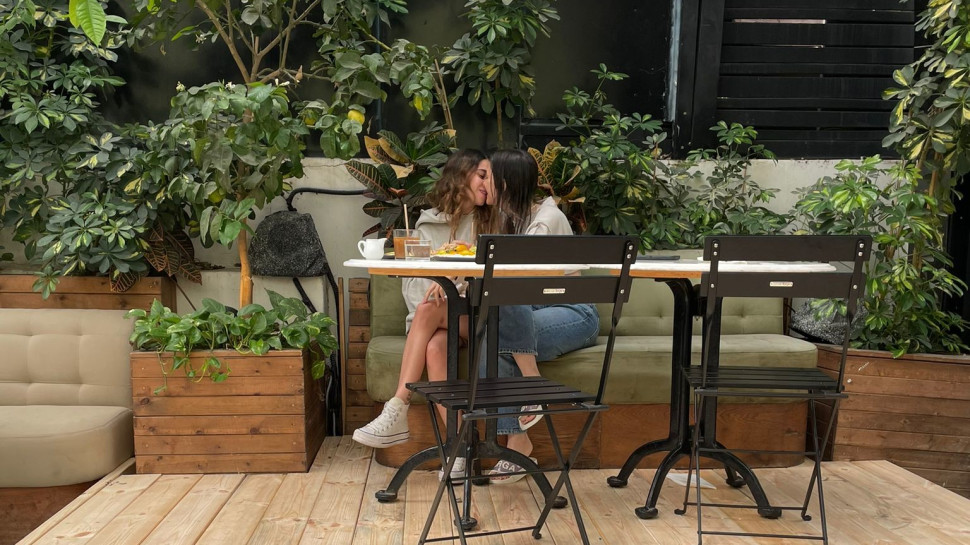 נועם לוגסי ומאי קורץ (צילום: שחר עמר)