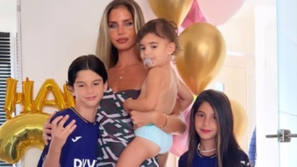 גל רפאלוב והילדים (צילום: צילום מסך מתוך האינסטגרם)