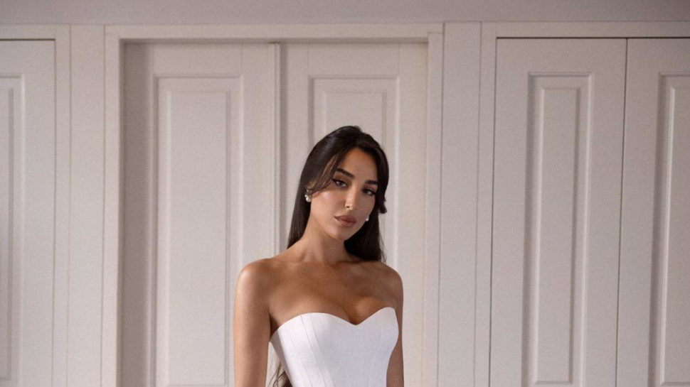 טליה עובדיה בשמלת כלה (צילום: עידן חסון)