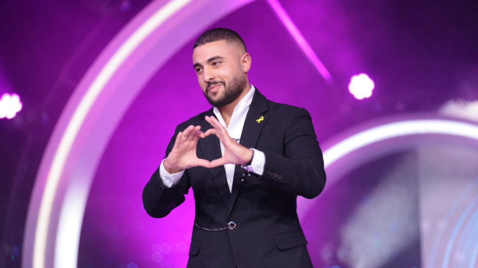 אור בן דוד בכניסה לבית "האח הגדול" (צילום: מיכה לובטון)