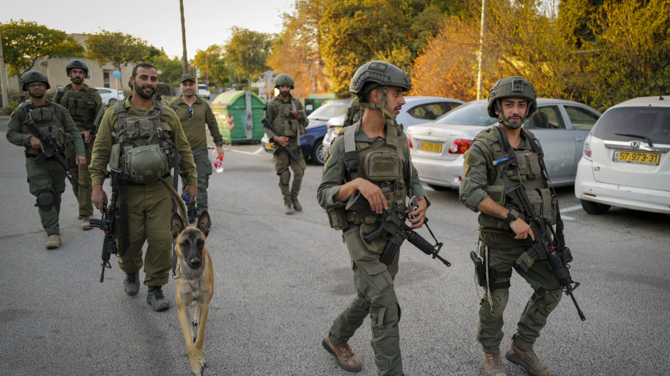 לוחמי מילואים ברמת הגולן חרבות ברזל (צילום: מיכאל גלעדי פלאש 90)