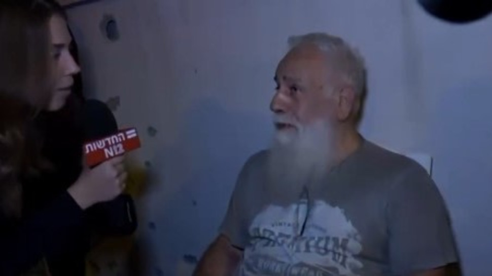 שרון קנובליך מראיינת לערוץ 12 (צילום: צילום מסך, קשת 12)