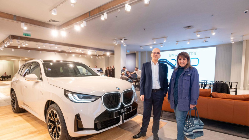 ליאורה עופר ושחר שמש (צילום: גדי סיירה)