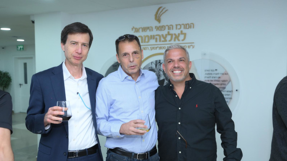 ניתאי אליאש, רונן אגסי וחנן פרידמן (צילום: דדיס אולפני צילום)
