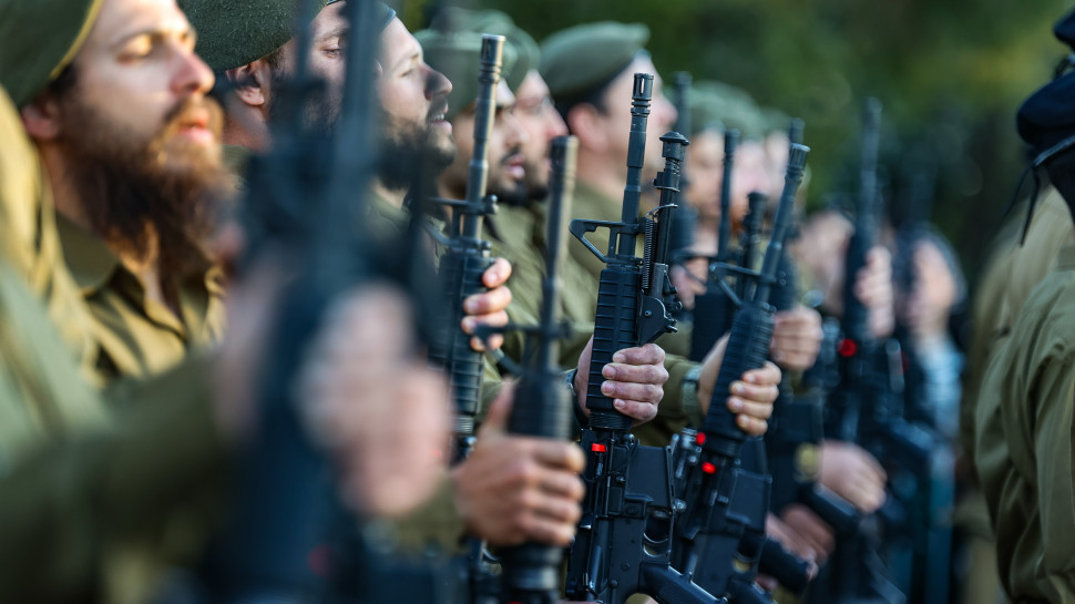 חיילים חרדים מחטיבת חשמונאים (צילום: יונתן שאול, פלאש 90)