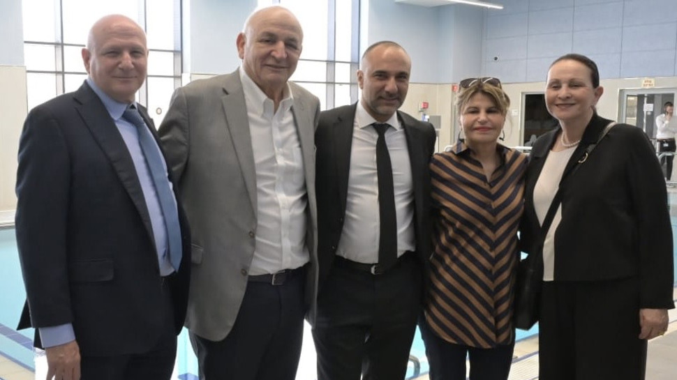 חיה תשובה, דליה איציק, יוסי אבו, יצחק תשובה ויורם וייס (צילום: אבי אוחיון)