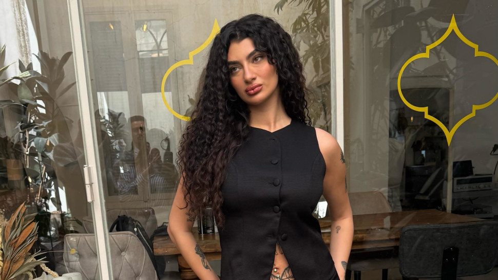 פרידה עוזיאל בצילומים לרנואר (צילום: פז ושובל טוויק)