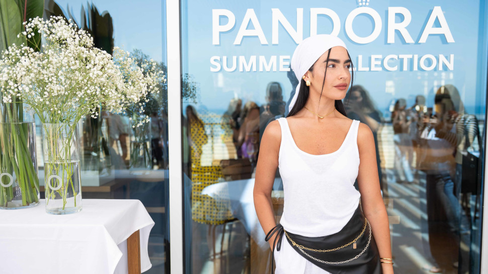 ספיר אביסרור באירוע השקת קולקציית קיץ פנדורה 2025 (צילום: גדי סיארה)