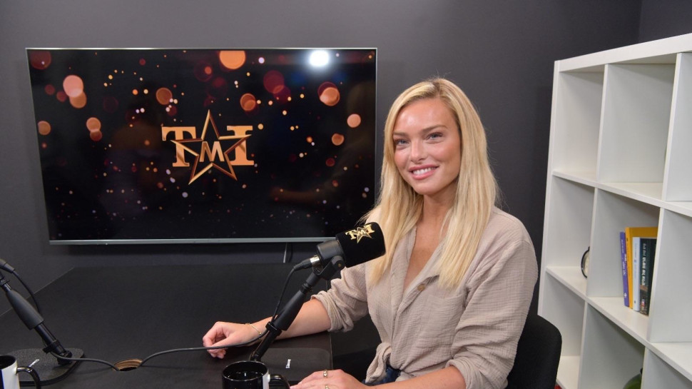 מאור ברוכמן בפודקאסט של מיקי לוין (צילום: אבשלום ששוני)