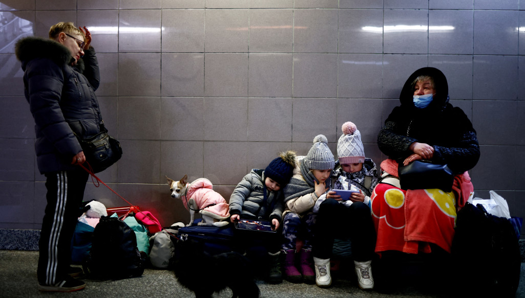 פליטים מאוקראינה (צילום: רויטרס)