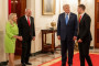 דונלד טראמפ ומשפחת נתניהו (צילום: Official White House Photo by Daniel Torok)