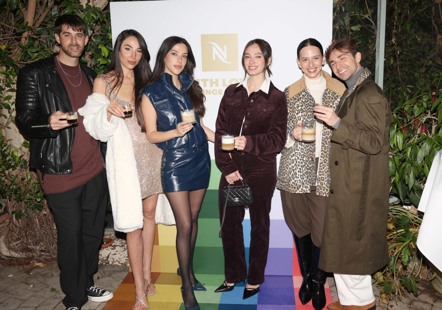 מימין לשמאל: אופיר דן, קורין גדעון, ריף נאמן, דורין דותן, טליה ושחף (צילום: אור גפן)