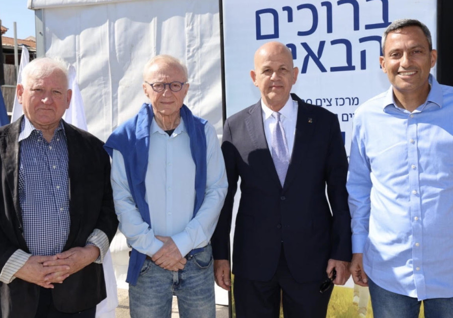 אלון דוידי, אלי גליקמן, דויד גרוסמן ויאיר סרוסי (צילום: סיון פרג')