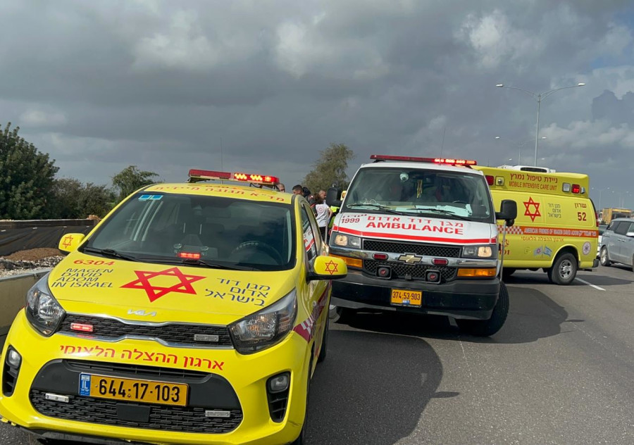 מד"א בזירה (צילום: תיעוד מבצעי מד"א)