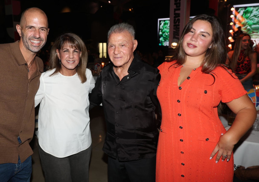 אליענה פפושדו, אלי פפושדו, ליאורה עופר ואורי אנג'ל (צילום: רפי דלויה)