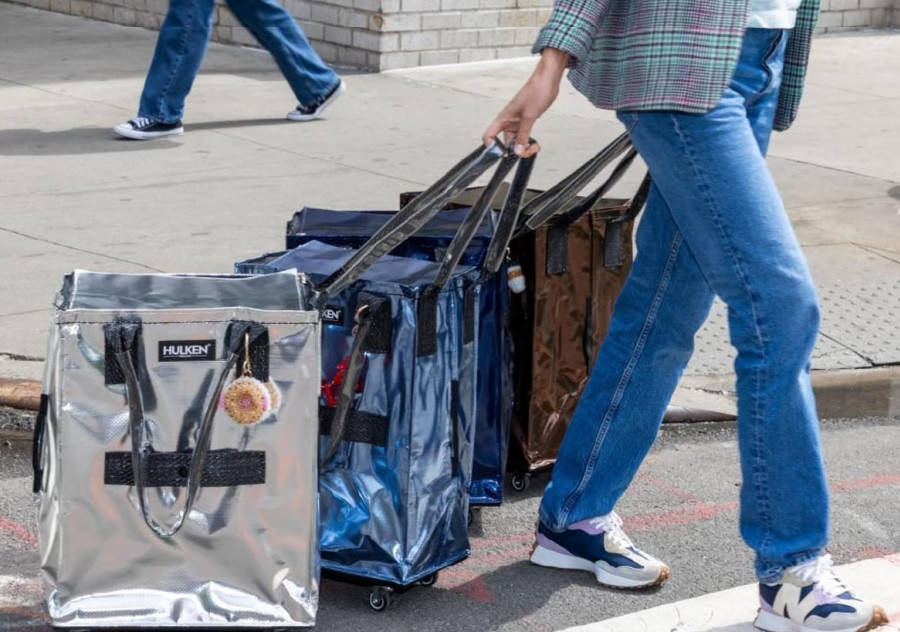 Hulken ברחובות ניו יורק (צילום: אינסטגרם hulkenbag)