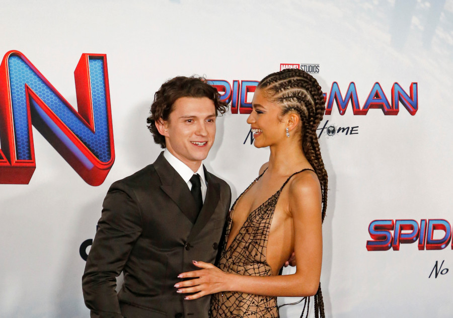 טום הולנד וזנדאיה בבכורה לסרט ספיידרמן: אין דרך הביתה בלוס אנג'לס (צילום: רויטרס)