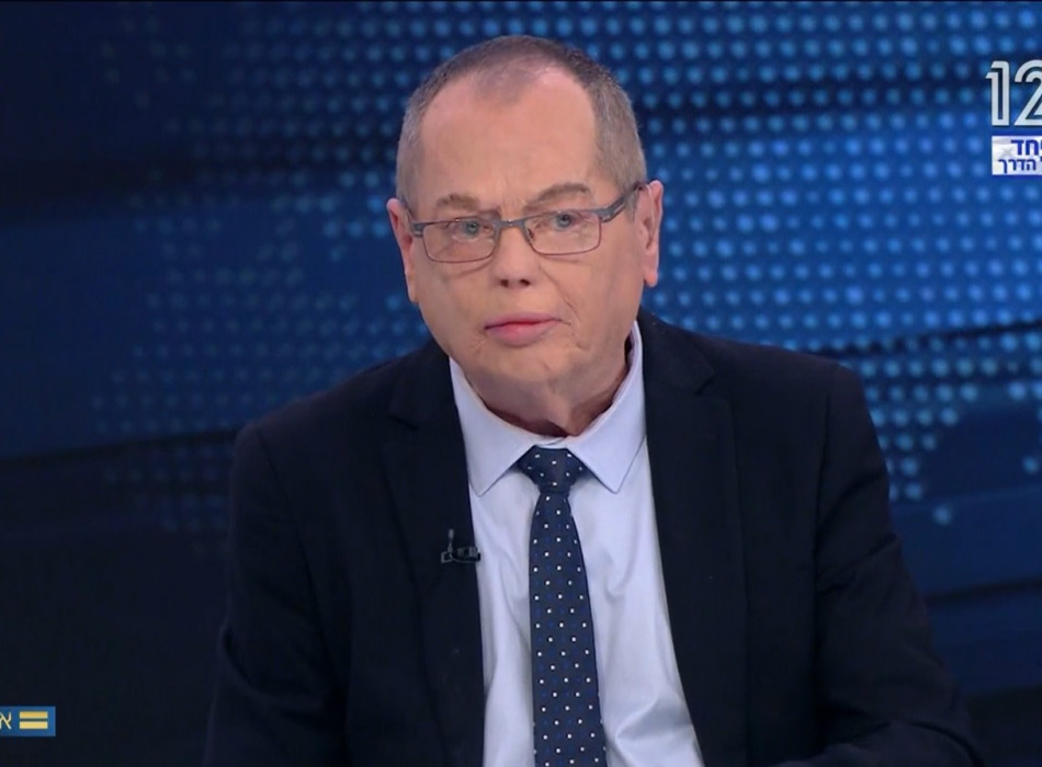 אמנון אברמוביץ' באולפן שישי (צילום: חדשות 12)