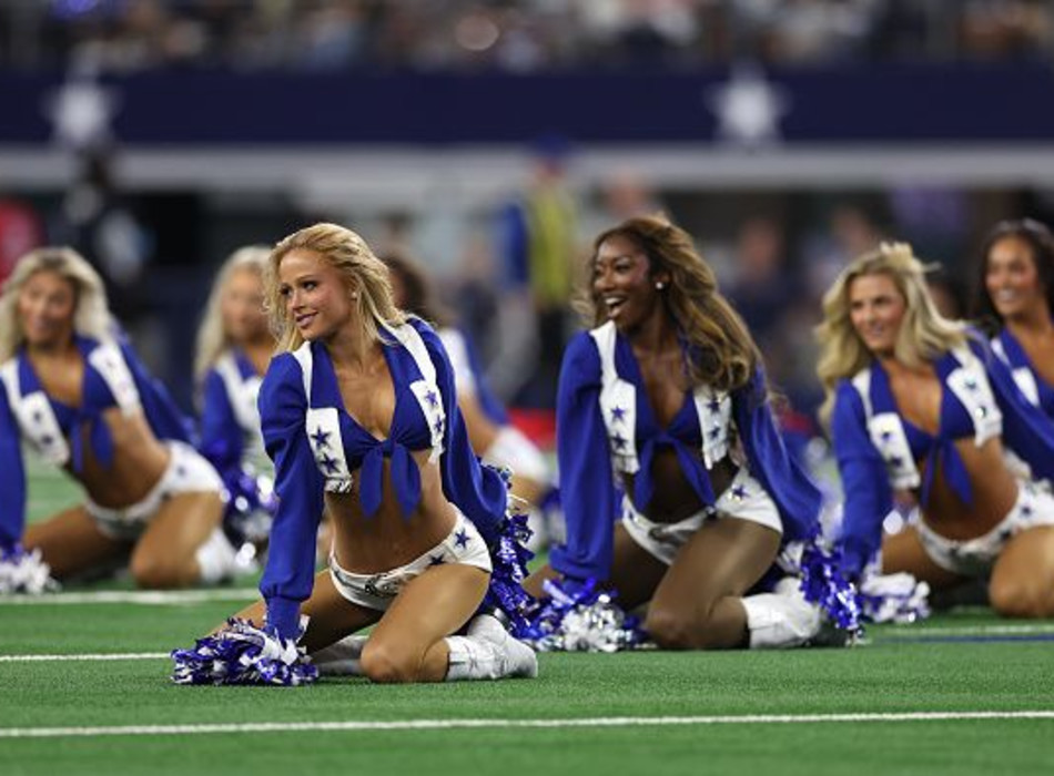 מעודדות דאלאס קאובויס (צילום: Getty images)