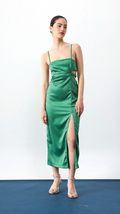 טרמינל איקס, מותג קווסצן מארק, שמלת סאטן קאט אאוט, 99.95 במקום 199.90 ש''ח