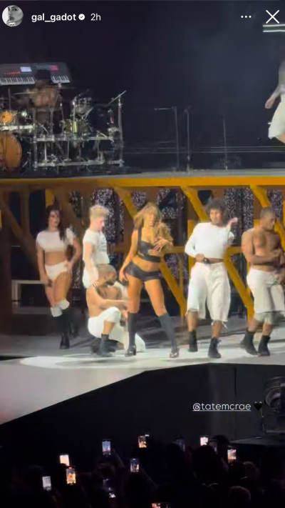 הסטורי של גל גדות (צילום: צילום מסך אינסטגרם)