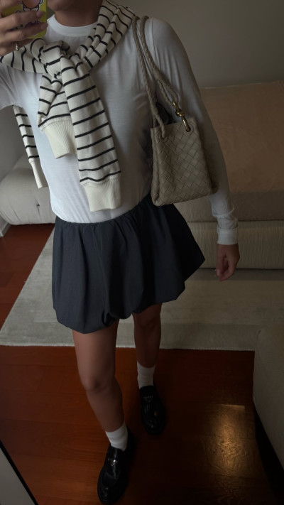 קורל סימנוביץ׳ (צילום: אינסטגרם)