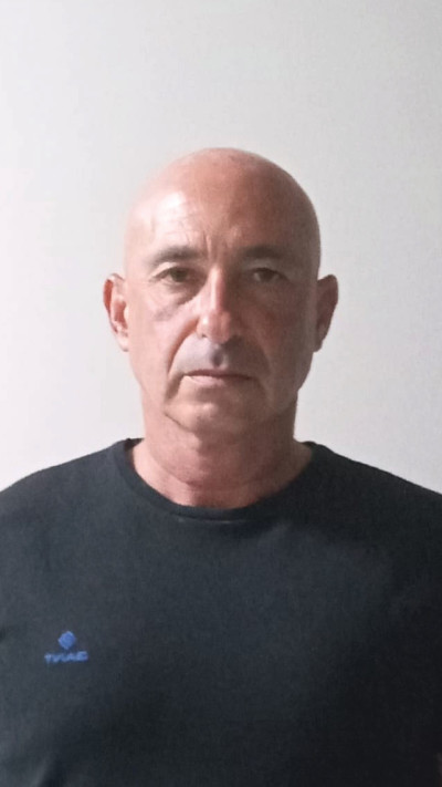 אדם פלד, נלחם ב-7 באוקטובר בקיבוץ ניר עם והצטרף לכיתת הכוננות לאחר מכן