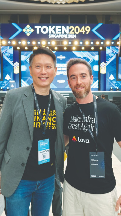 יאיר קלפר וצ'אנגפנג ג'או (צילום: יחצ)