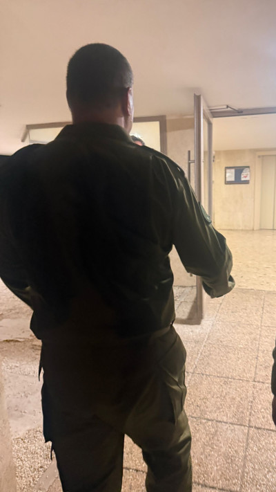 הרמטכ''ל מגיע לבית משפחת גולדין