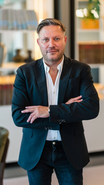 עו''ד רן רייכמן