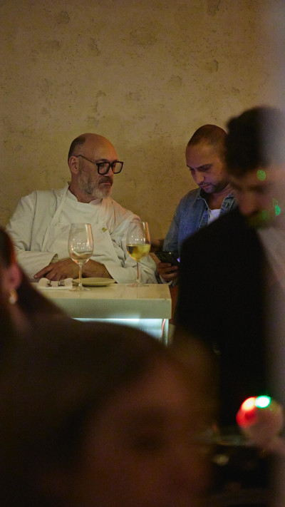 לירן ומושיק רוט במסעדת קומראן 