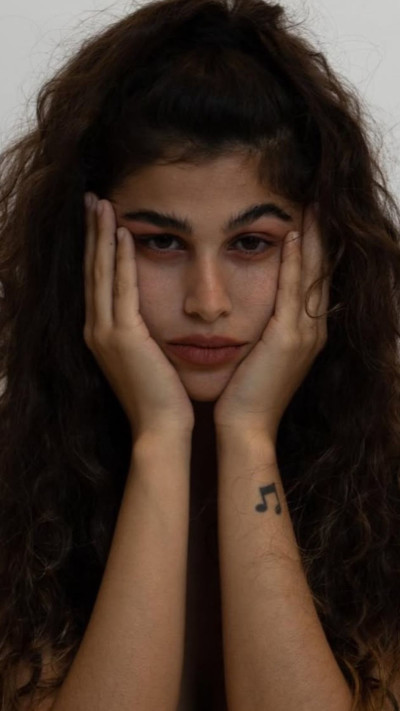 ''כל פעם שהייתי עולה על הבמה הייתי מתחילה לבכות''. ניר