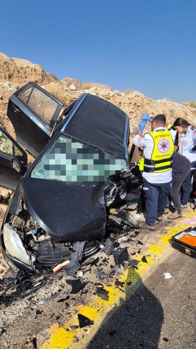 תאונת דרכים (צילום: תיעוד מבצעי מד''א)
