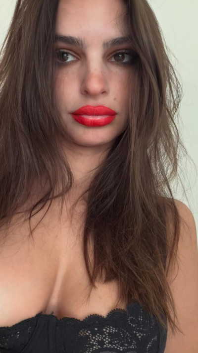 אמילי רטאייקאוסקי