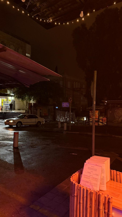 ''לא מבקשים ניסים, רק תאורה שעובדת''